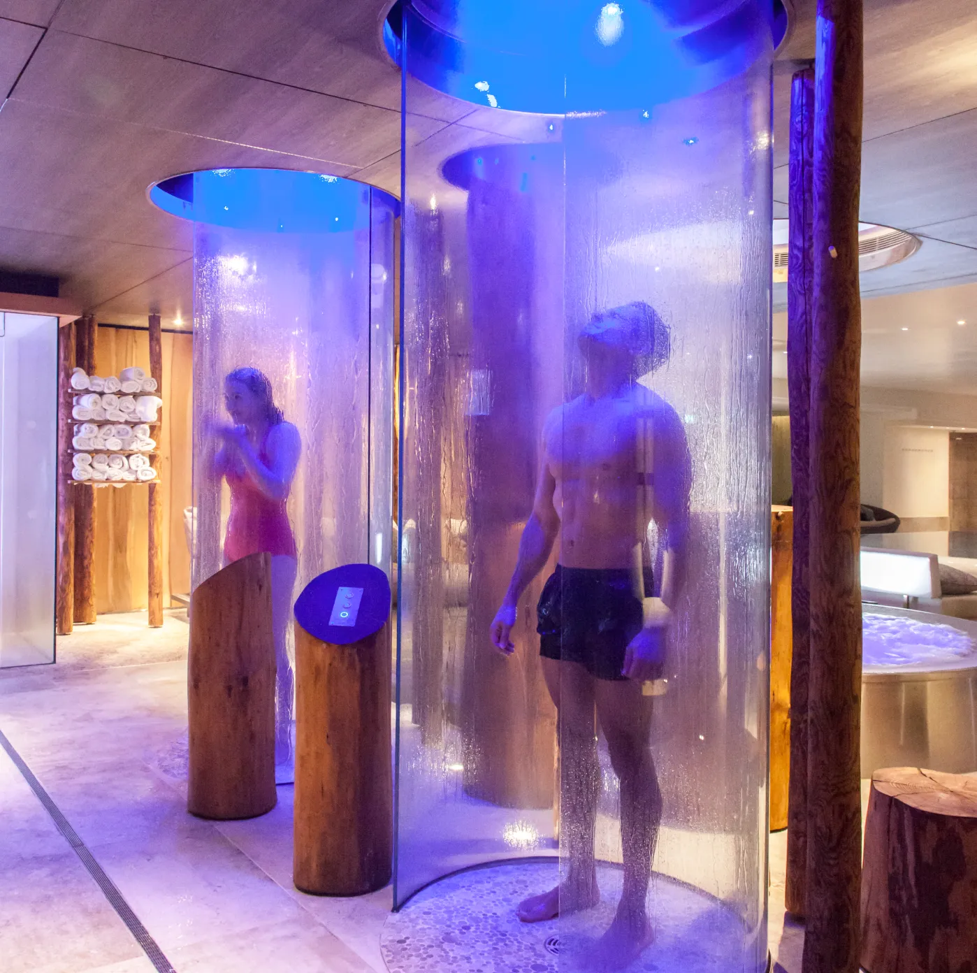 2 adults using Custom Spa Shower at Champneys – By Butterscotch Design