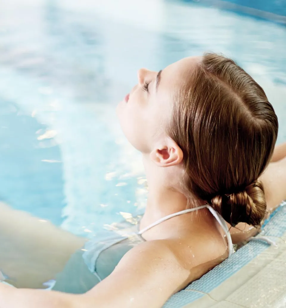 Butterscotch-Spa-designers-Champneys-Henlow-Pool-relax