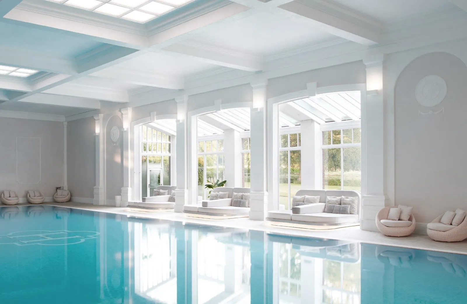 Butterscotch-Spa-designers-Champneys-Henlow-Pool-design