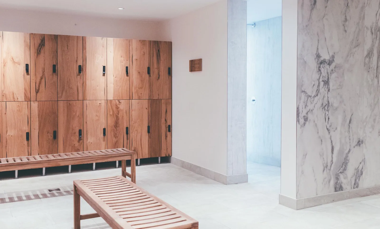 Butterscotch-Design-luxury-spa-Lower-Mill-changing-room