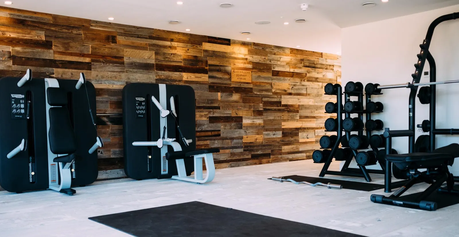 Silverlake-Dorset-Spa-Gym-lesiure
