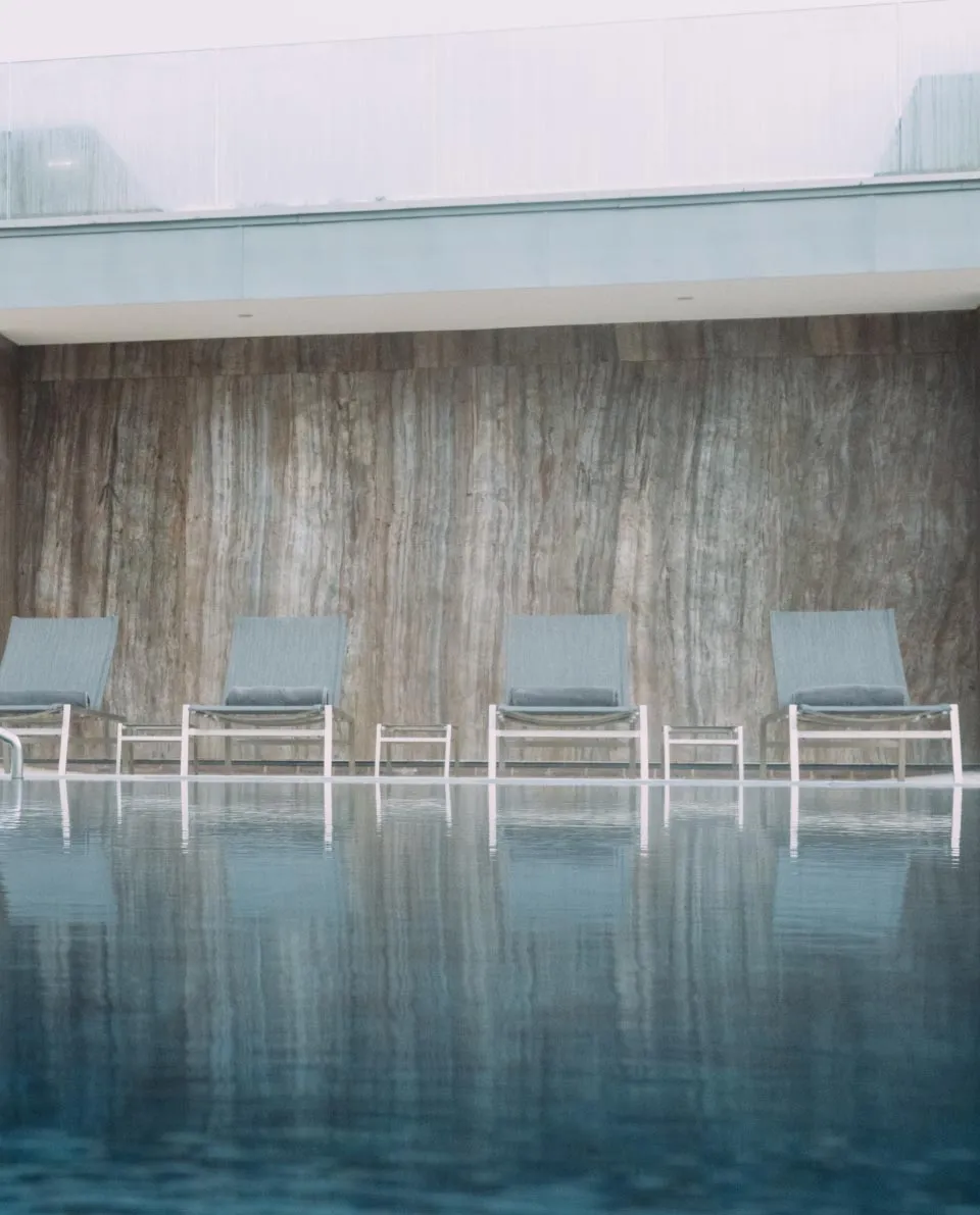 Silverlake-Dorset-Spa-Designers-Natural-pool